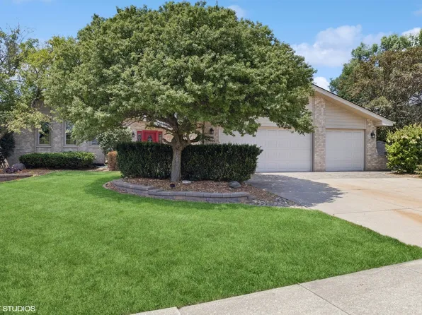 17730 Brook Hill Dr, Orland Park, IL 60467