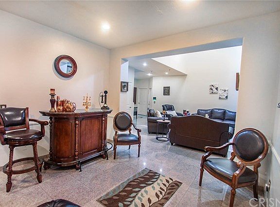 4th image of 9419 Burnet Ave