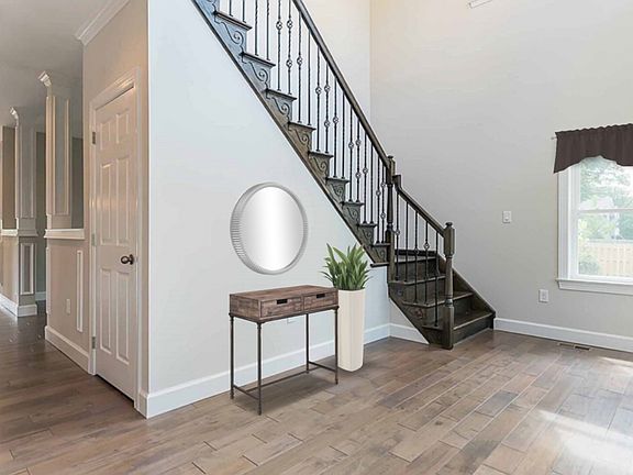 Open Two-Story Foyer (V.S.)