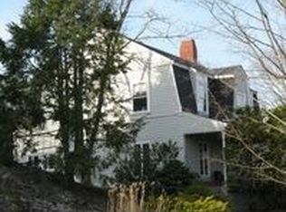 3 Guernsey St, Marblehead, MA 01945