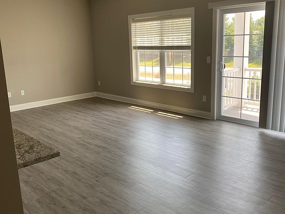 4th image of 4420 N French Rd #205