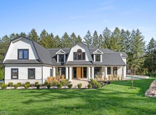 48 Pleasant Ave, Upper Saddle River Boro, NJ 07458