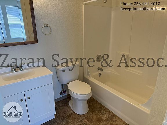 4th image of 709 9th St SE