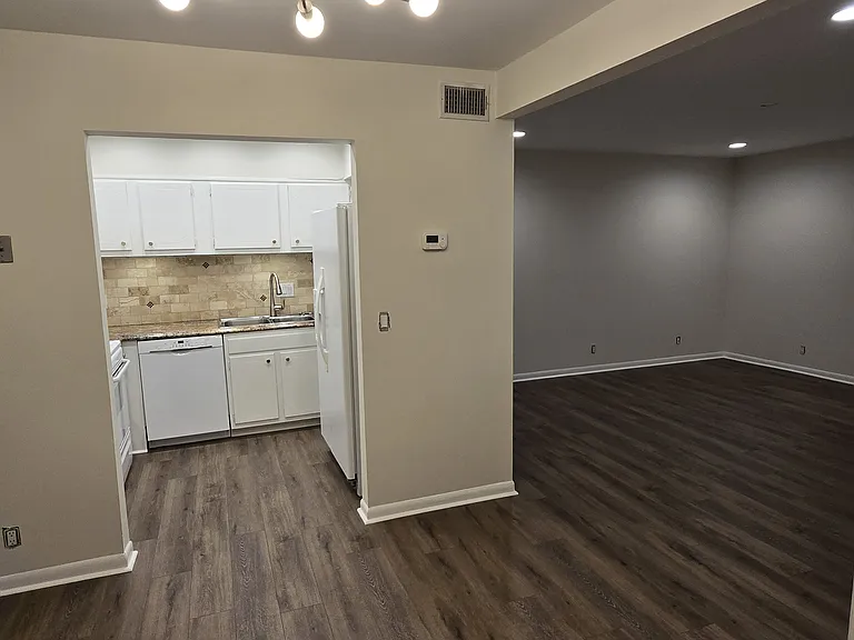 2604 Park Rd #C — Photo 6