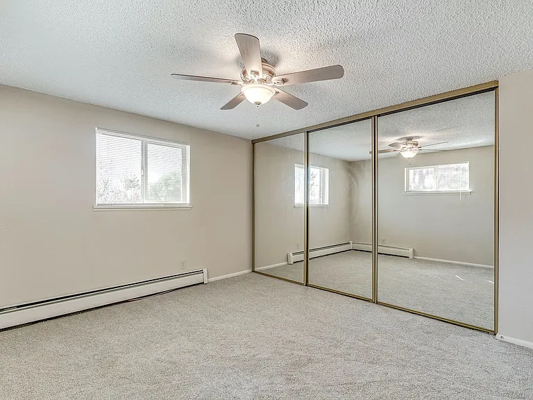 Woodridge Apartments — Photo 29