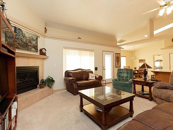 3rd image of 2177 Blackfoot Dr