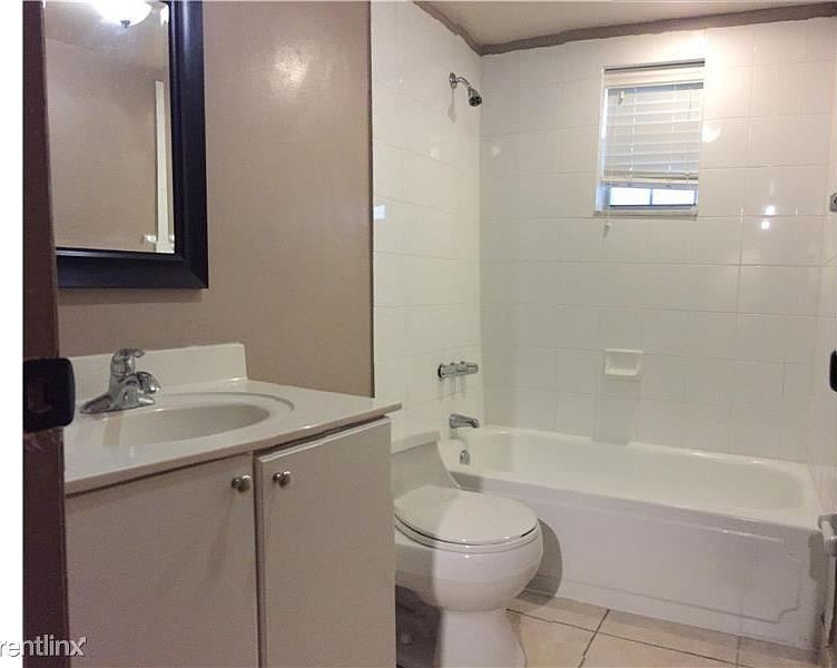 1st image of 8500 SW 109th Ave APT 115