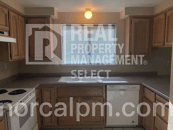3rd image of 720 Sunrise Ave APT 31A