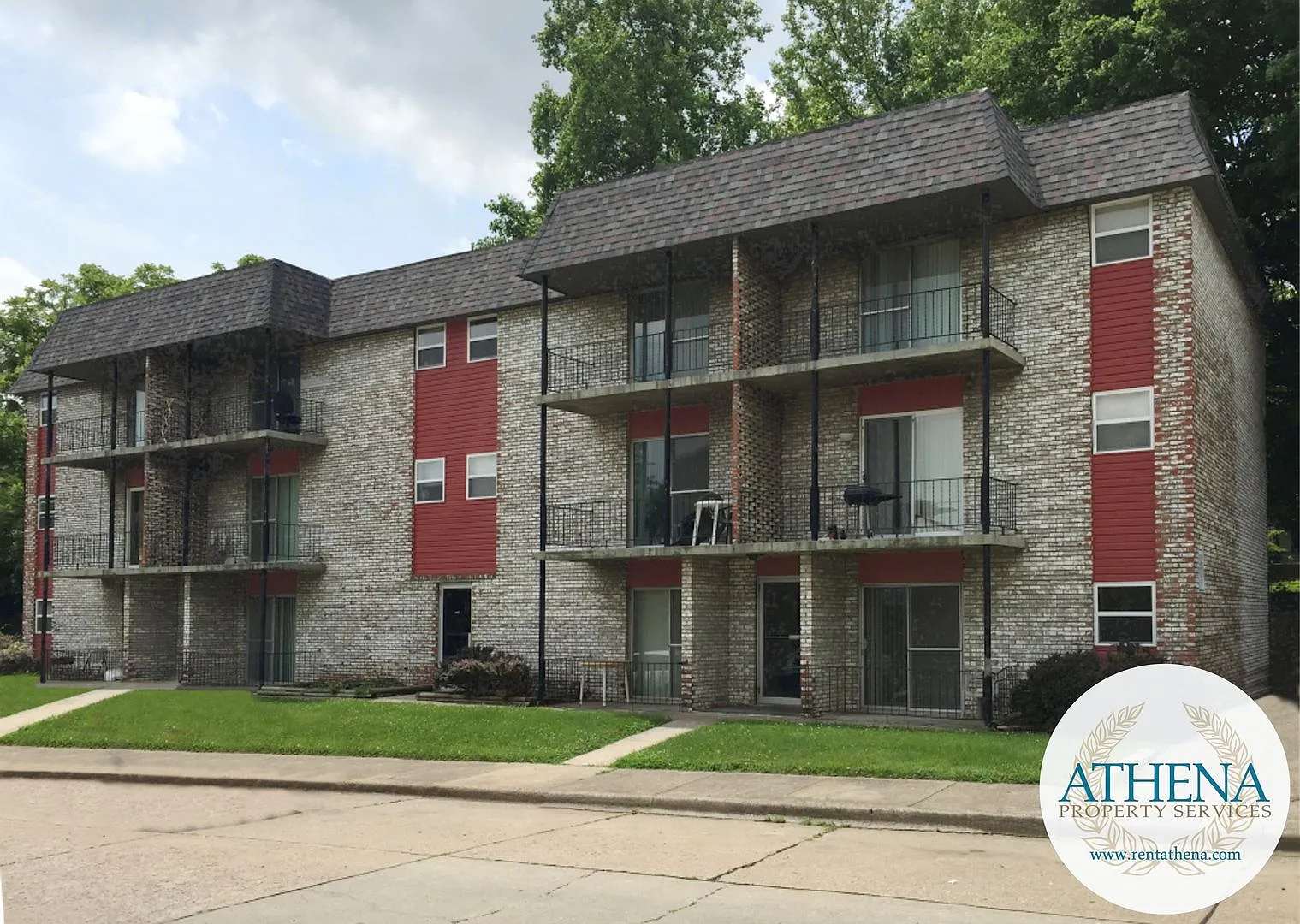 701 Watkins Drive - Near Semo's Campus - High Speed Internet Included — Photo 2