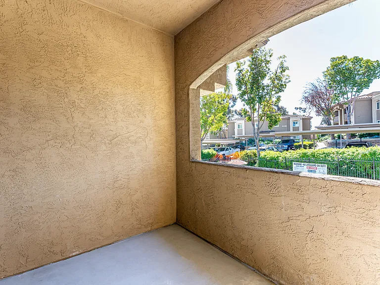 Bonita Bluffs - Military Housing — Photo 11