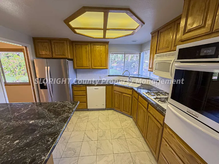8120 Azucena Ave — Photo 9