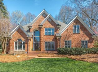 3412 Donnington Ct, Greensboro, NC 27407