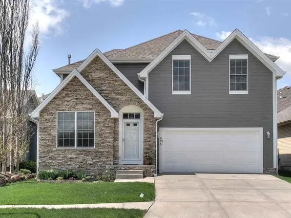 928 S 188th Ct, Elkhorn, NE 68022