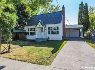 1220 Takena St SW, Albany, OR 97321