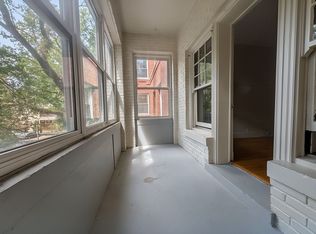1304 W Rosemont Ave #2, Chicago, IL 60660