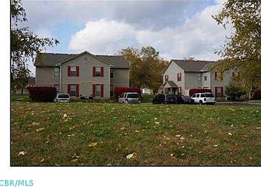 5th image of 3821 Walnut Creek Dr
