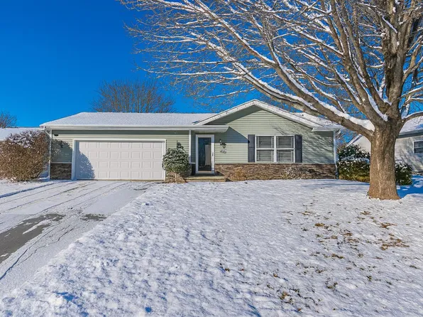 1142 Morgan Taylor Ct, Menasha, WI 54952