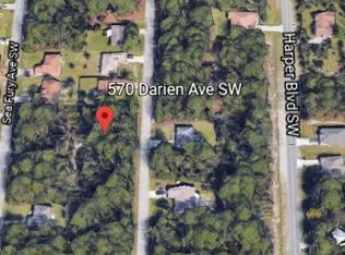 570 Darien Ave SW, Palm Bay, FL 32908
