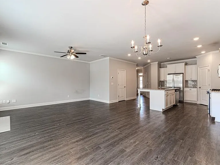 2414 Morgan Place Dr — Photo 19