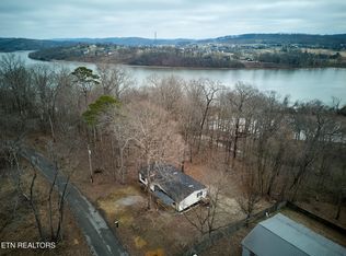 212 Shady Trail Dr, Kingston, TN 37763