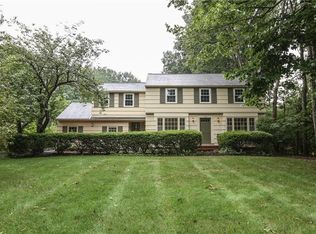 140 Dartford Rd, Rochester, NY 14618