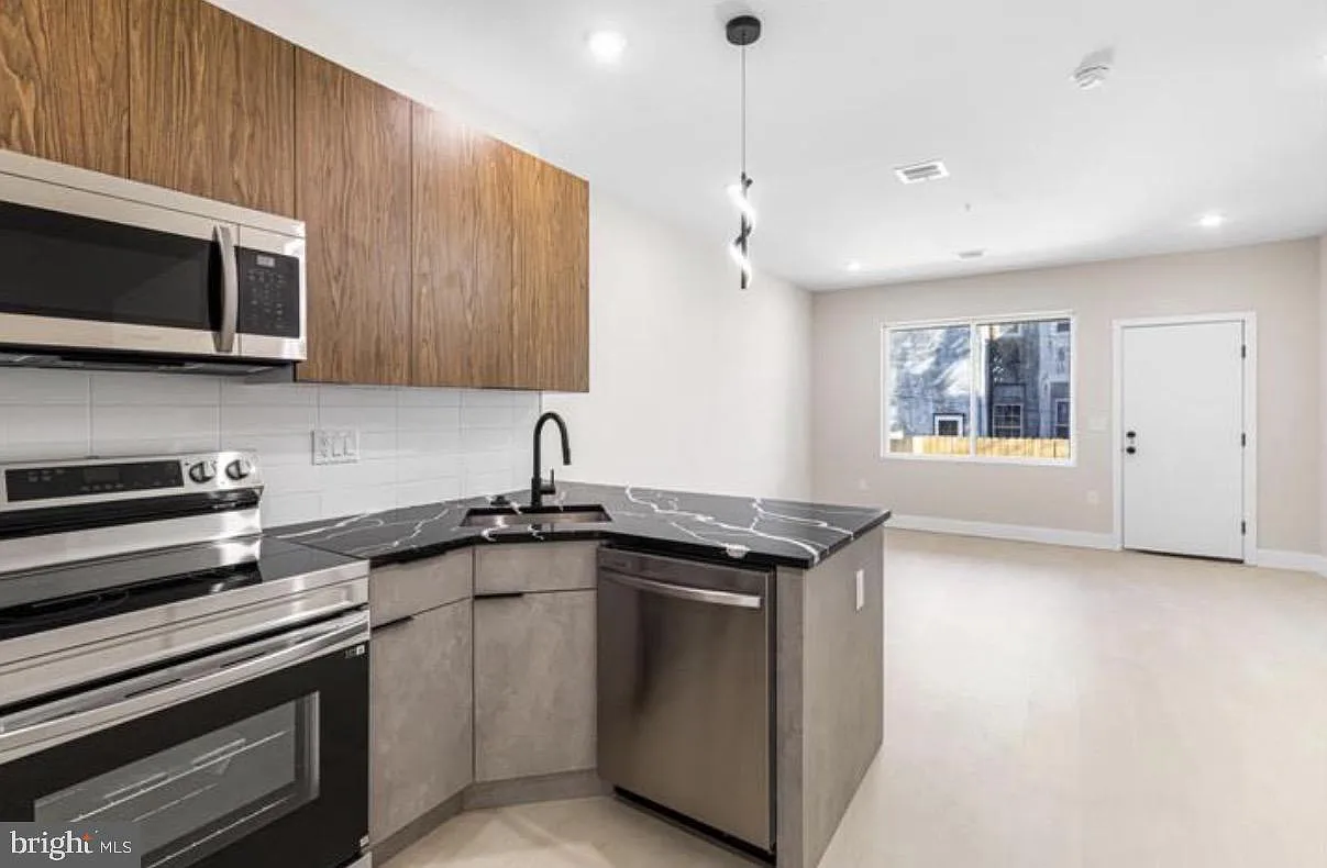 2051 E William St — Photo 4