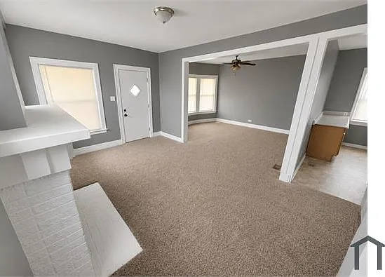 4958 Maplewood St — Photo 5