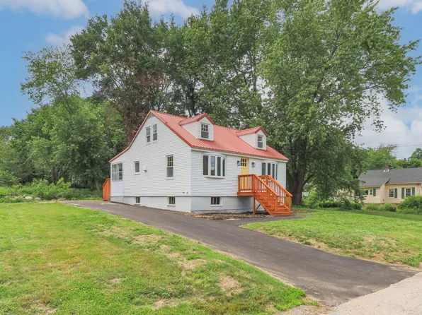 30 Dawson Avenue, Manchester, NH 03104