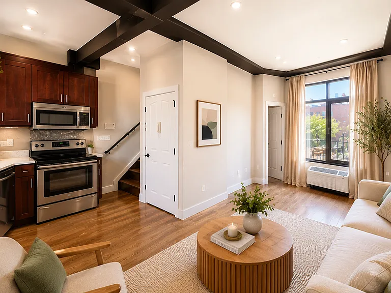83 Suydam St #PENTHOUSE — Photo 1