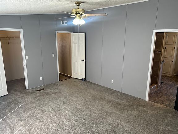 5th image of 368 Fox Creek Dr