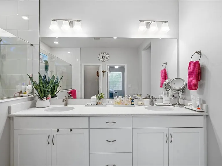 31477 Westbury Estates Ave — Photo 37