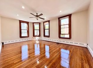 338 K St #3, Boston, MA 02127