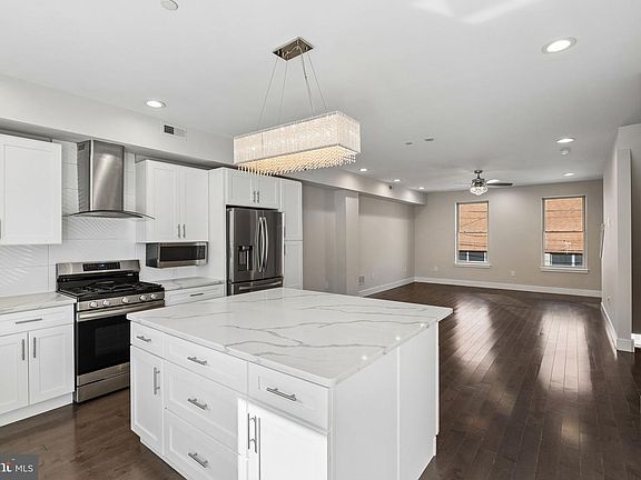 5th image of 4774 Pechin St