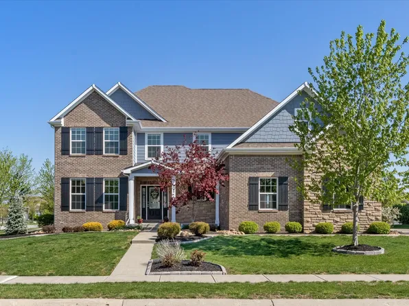 3740 Woodvine Dr, Bargersville, IN 46106