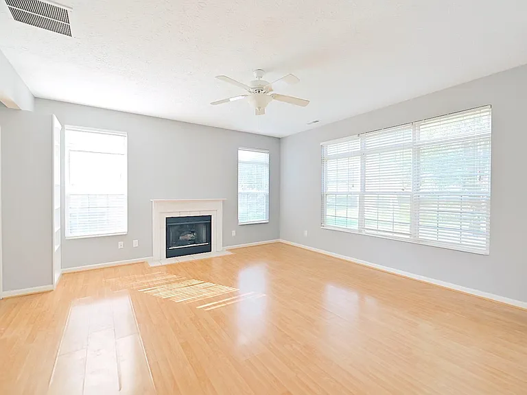 10730 Alyssa Way — Photo 7