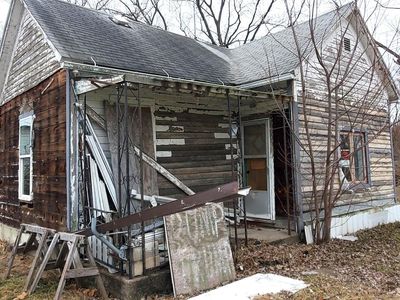 302 W Des Moines St, Eldon, IA, 52554