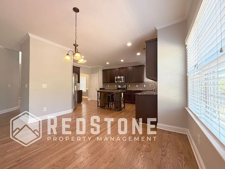 1823 Buxton Way — Photo 11