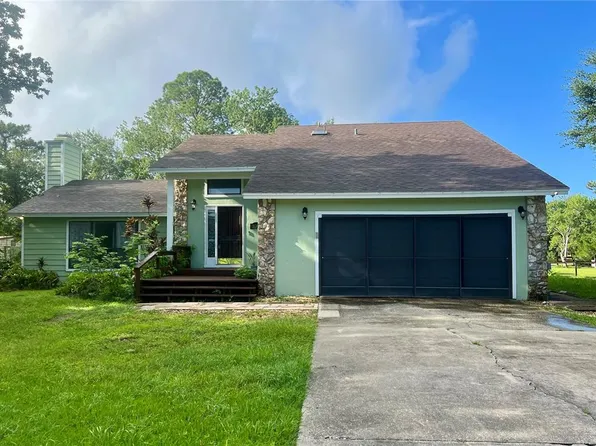 21343 Reindeer Rd, Christmas, FL 32709