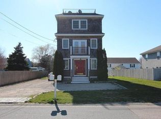109 Wolcott Ave #1, Middletown, RI 02842