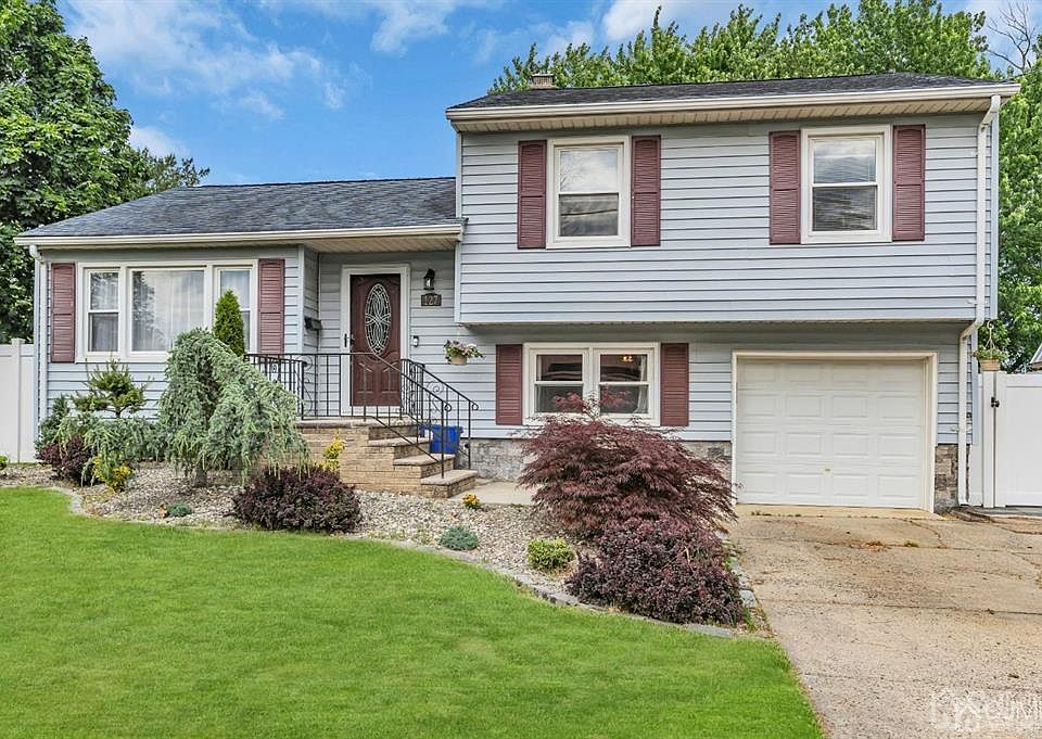1st image of 127 Albourne St