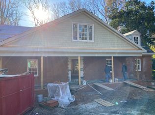 801 Runnymede Rd, Raleigh, NC 27607