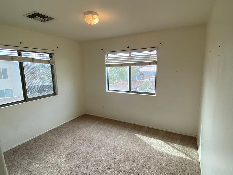 249 W Jersey Way — Photo 12