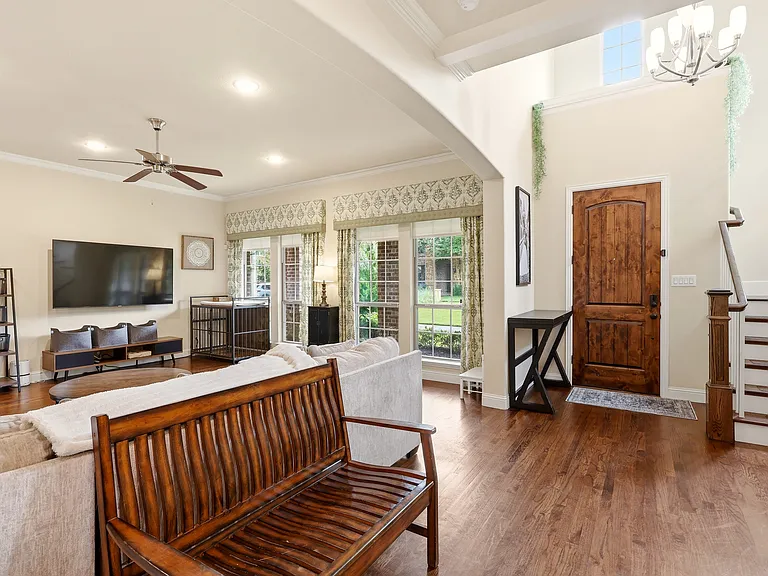 2512 Bill Moses Pkwy — Photo 8