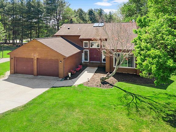 5th image of 520 Seminole Dr
