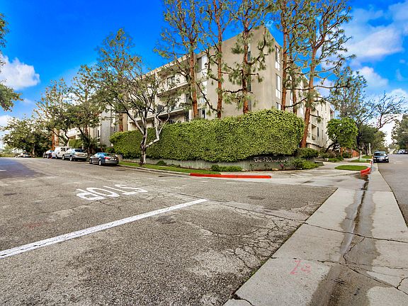 4th image of 5625 Windsor Way Unit 312