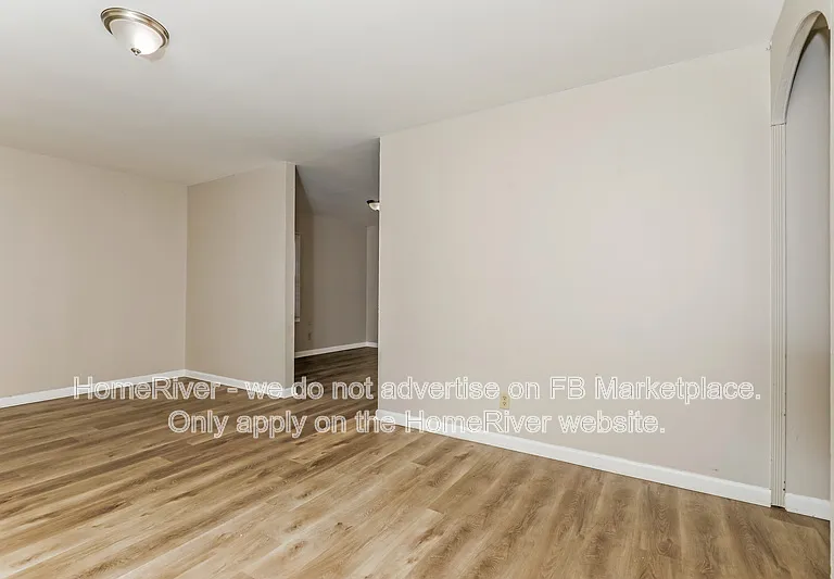 1518 Churchill Rd — Photo 3