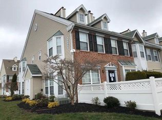 205 Darwin Ln, North Brunswick, NJ 08902