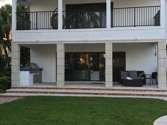 2nd image of 524 Royal Plaza Dr