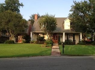 17811 Crossing View Ct, Baton Rouge, LA 70810