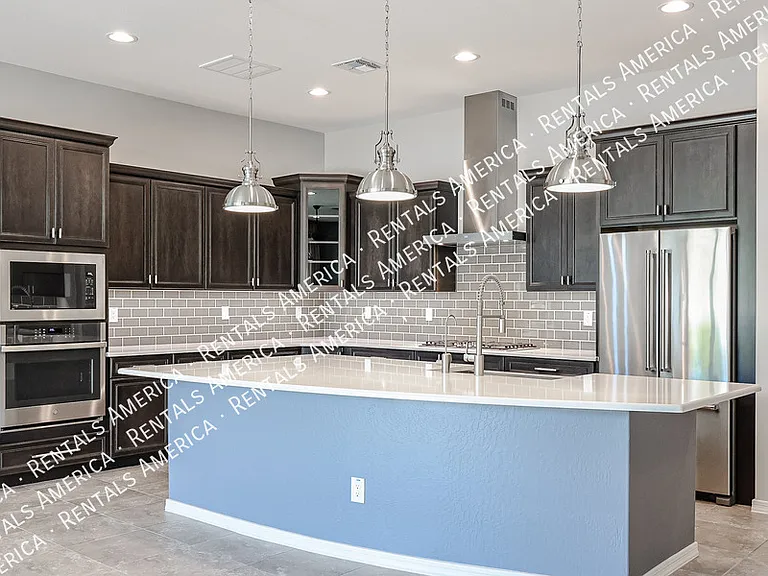 41335 W Almira Dr — Photo 5